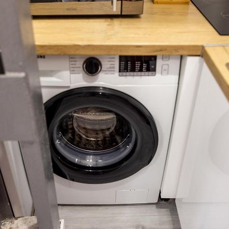 Los Apartamentos Jacinto Benavente Centro مدريد المظهر الخارجي الصورة