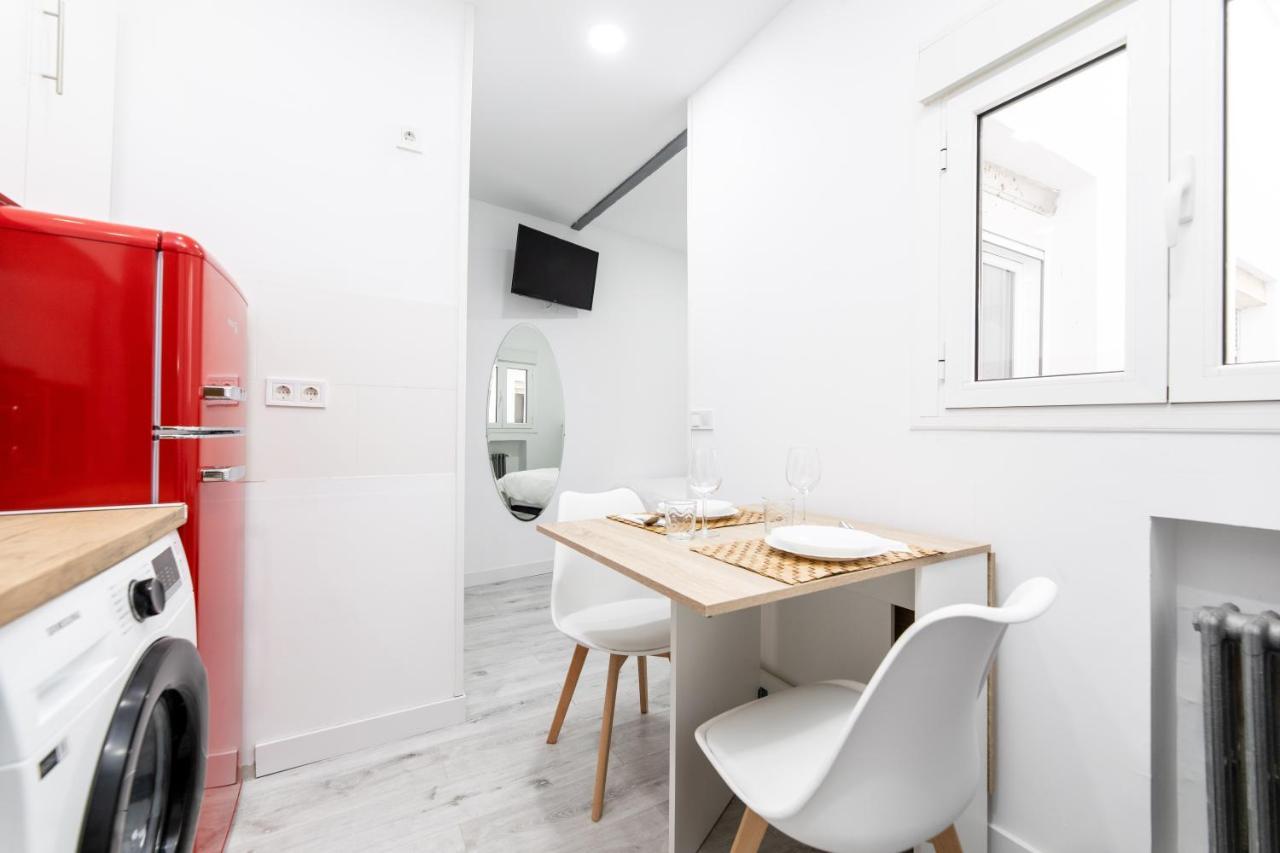 Los Apartamentos Jacinto Benavente Centro مدريد المظهر الخارجي الصورة