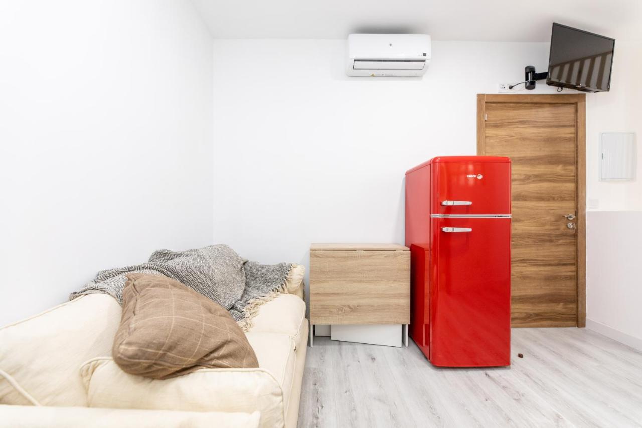 Los Apartamentos Jacinto Benavente Centro مدريد المظهر الخارجي الصورة