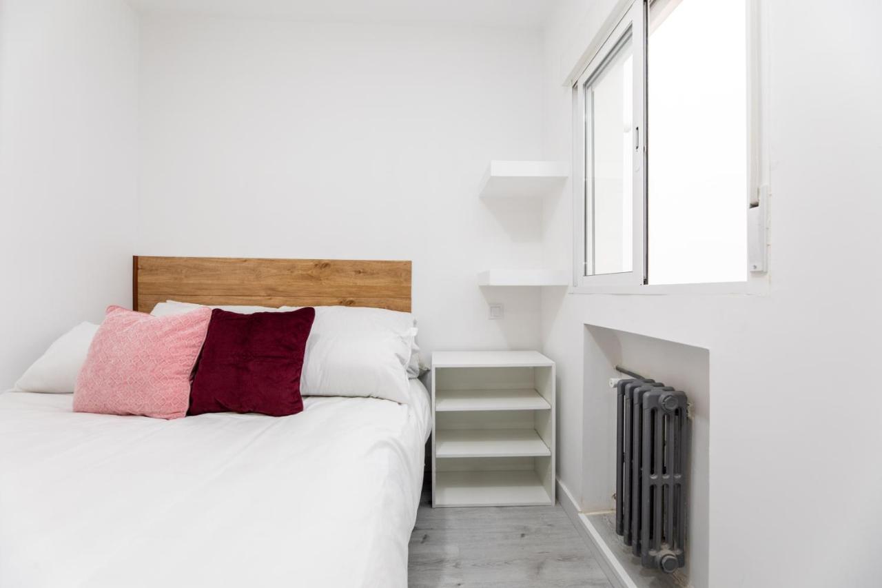 Los Apartamentos Jacinto Benavente Centro مدريد المظهر الخارجي الصورة