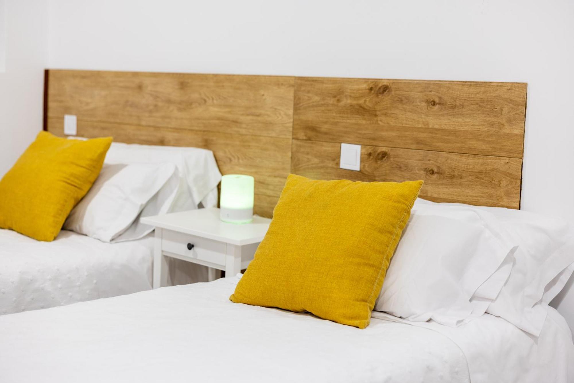 Los Apartamentos Jacinto Benavente Centro مدريد المظهر الخارجي الصورة